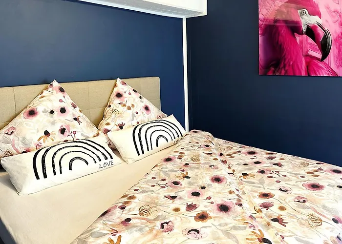 Exklusives Hafen-appartement Mit Whirlpool, Mit Wasserblick, City-nah&eigenem Parkplatz Apartment *