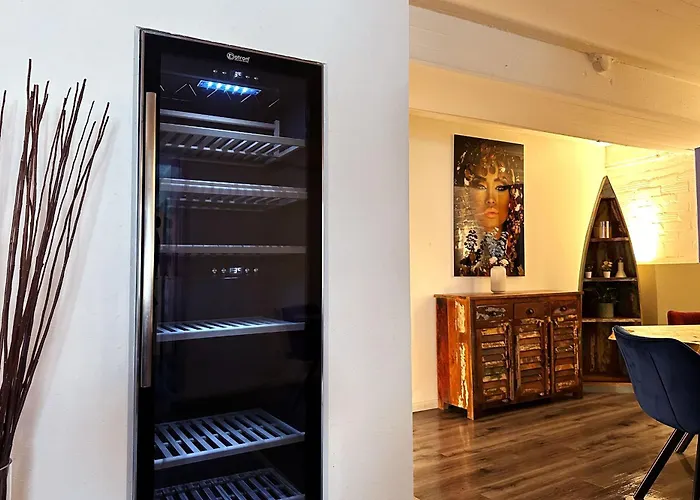 Exklusives Hafen-appartement Mit Whirlpool, Mit Wasserblick, City-nah&eigenem Parkplatz