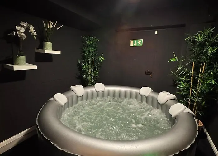 Exklusives Hafen-appartement Mit Whirlpool, Mit Wasserblick, City-nah&eigenem Parkplatz * Hamburg